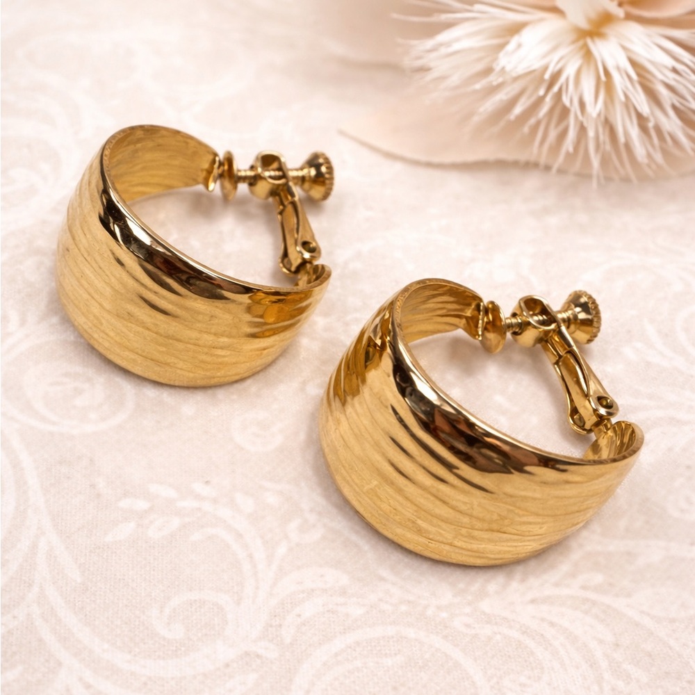 Vintage NAPIER Gold Tone Textured Wide Hoop Clip Earrings Statement